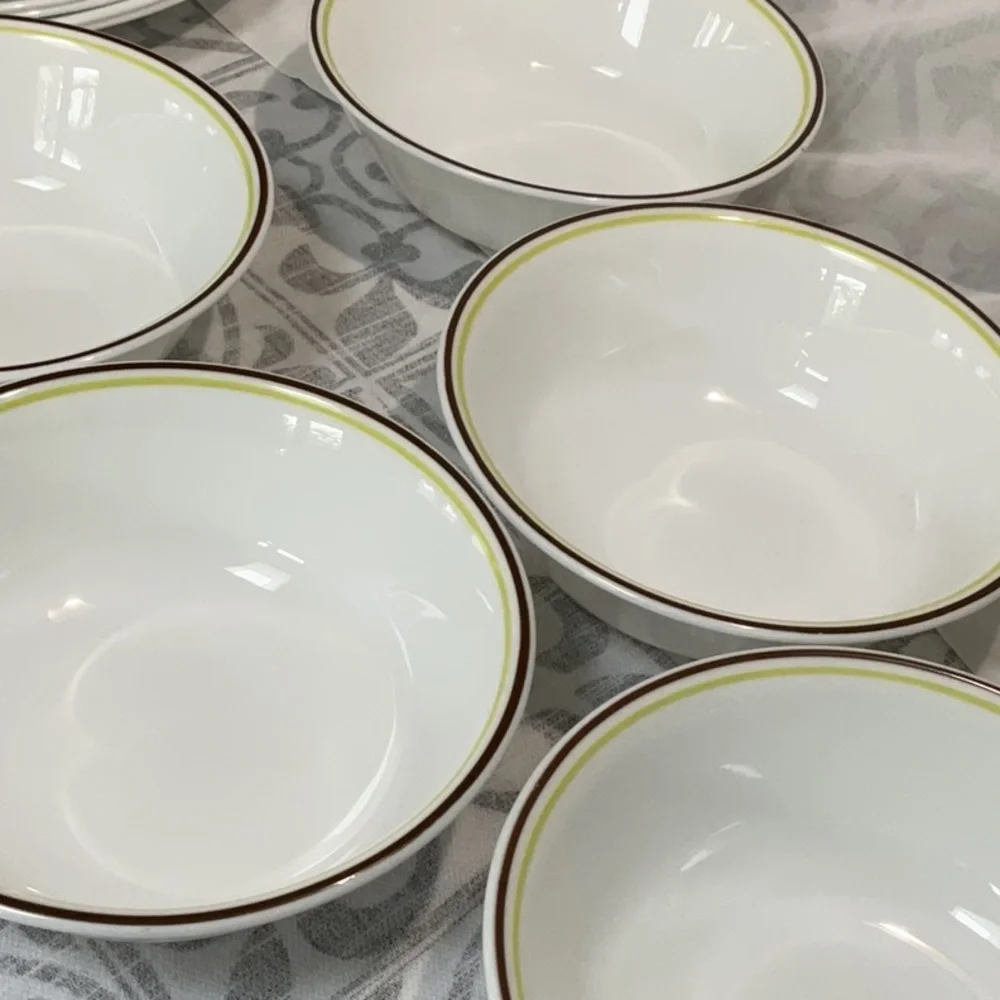 13 pc. Corelle ‘Squared’ dinnerware. Never used.